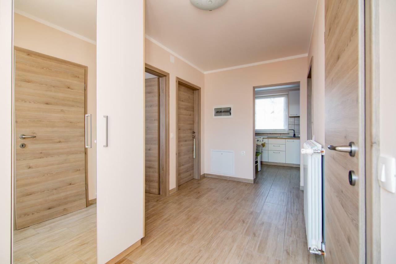Podgrad  Rooms Sajina מראה חיצוני תמונה
