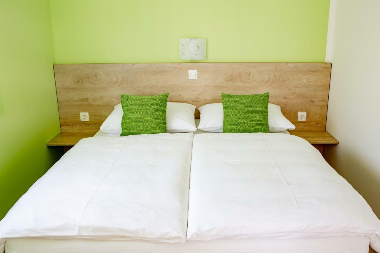 Podgrad  Rooms Sajina מראה חיצוני תמונה